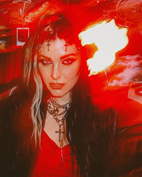 Indiefoxx — Indiefoxx