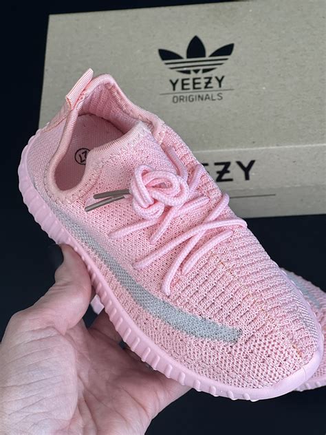 Кроссовки детские Adidas Yeezy boost 350 кросовки детские Адидас Изи ...