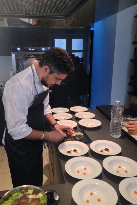 Lezioni di cucina con lo chef stellato Matteo Baronetto - Magazine