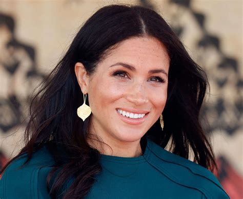 Thomas Markle tells court he wanted Mail on Sunday to publish Meghan's