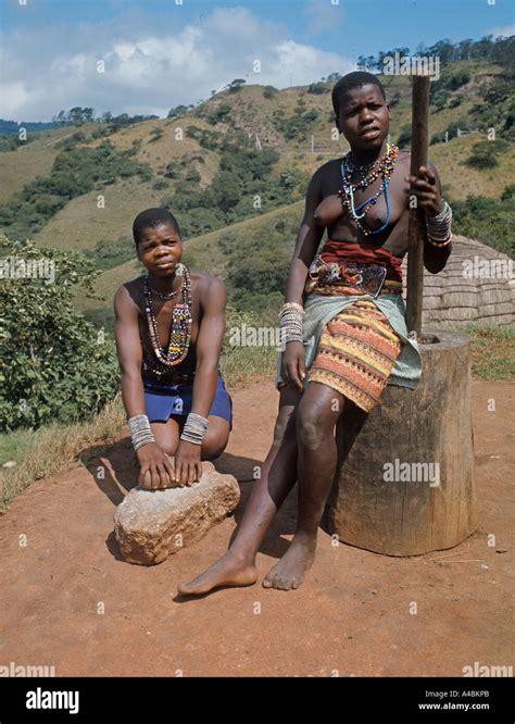 Zulu Girls in Village Valley of a Thousand Hills Natal South Africa ...