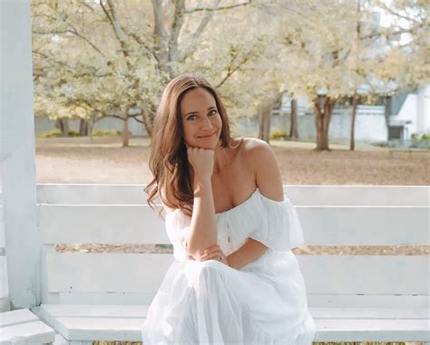 The IIN Community of Well BeIINgs: Ashley Whitt Essman, on Healing from