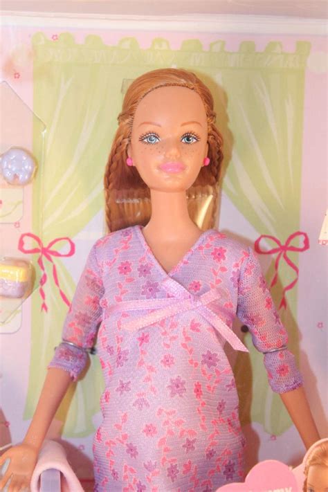 barbie happy family pregnant belly midge mom  baby doll mattel