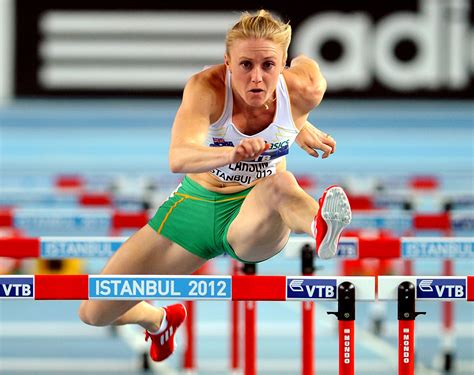 Bent Leg vs. Straight Leg (as it applies to women) - Hurdles First