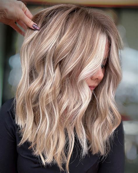 platinum blonde highlights  dirty blonde hair