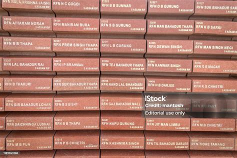 indian national war memorial  martyr soldiers  engraved