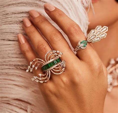 pin  riya jain  jewelry patterns beautiful jewelry diamonds