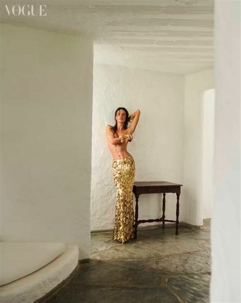 Alessandra Ambrosio Vogue Brazil Sexy - Hot Celebs Home