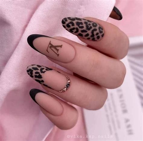 Pin by Uridriggers on Acrylic nails | Leopard nails, Stylish nails art ...