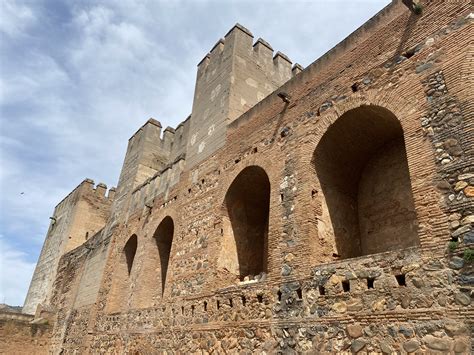 Top 10 Sights at the Alhambra Castle – Granada, Spain – jet lag journaling