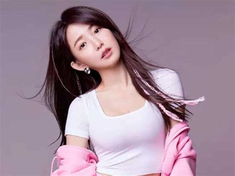 Yao Yao - Biography, Height & Life Story | Super Stars Bio