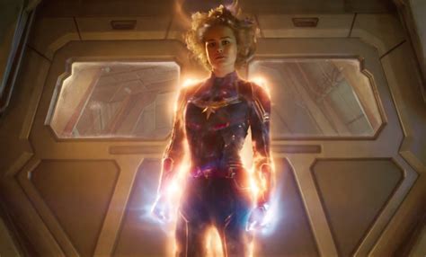 Captain Marvel Review: Brie Larson Leads a Generic Avengers Prequel ...