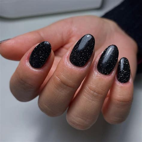 Modelo De Unha Em.gel Preta - Unha em gel preta: 20 inspirações e tutoriais