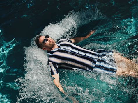 Luke Macfarlane: Gay Love Gets Its Hollywood Ending - Mr Feelgood