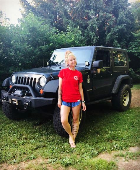📸 @thatonejeepgirl #jeepgirl #jeep... - Mud cricket patrol