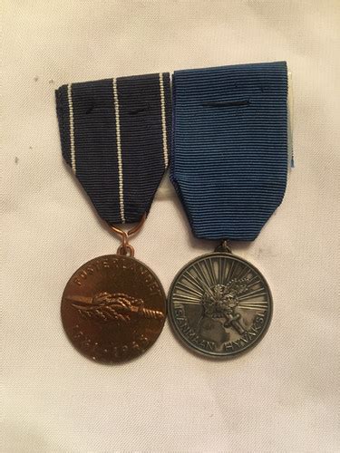 Två Finska medaljer WW2 | Militarycollectables