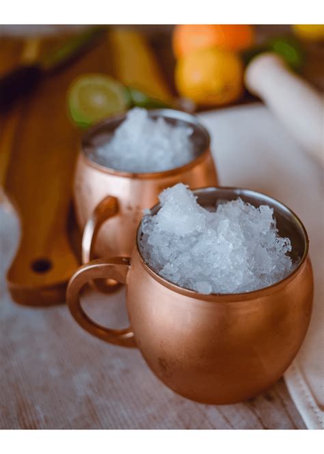 Keep It Cold With Copper! The 5 Best Copper Water Bottles!