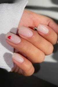45 Simple Valentine's Day Nails: Easy Nail Art Ideas for a Romantic ...