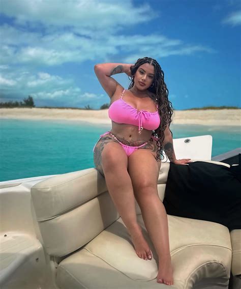 (@she.be.stephanie) • Instagram photos and videos