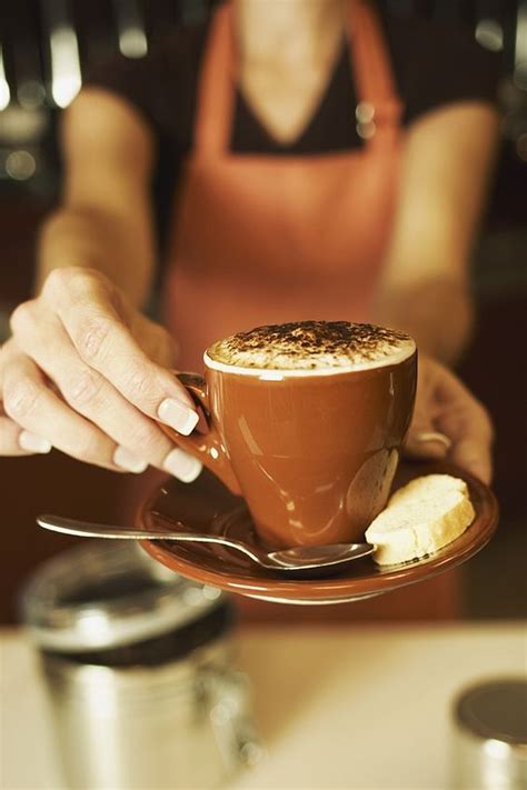 Понеделничка кофеинска инспирација | Coffee drinks, Coffee time, Coffee ...