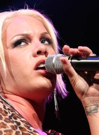Pink - Wikipedia