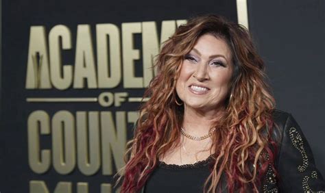 5 Jaw-Dropping Numbers That Reveal Jo Dee Messina's Net Worth