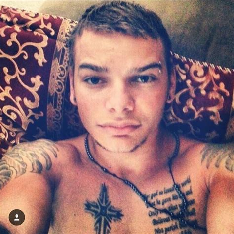 Kane Brown on Instagram: “Throwback picture of Kane Brown! Via: @kbrownfangirl Follow us for