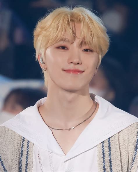 dino singer dino seventeen cute dino blonde hair dino lee chan