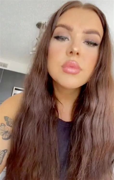 Riley Murray OnlyFans: Before You Subscribe, Read This! - 4kgkyxk