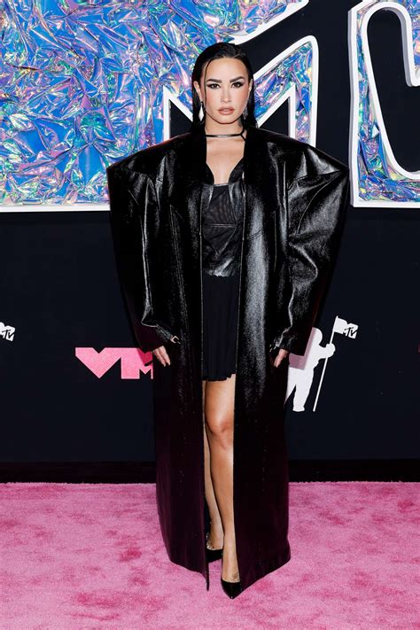 2023 MTV VMAs: See all the showstopping looks from Taylor Swift