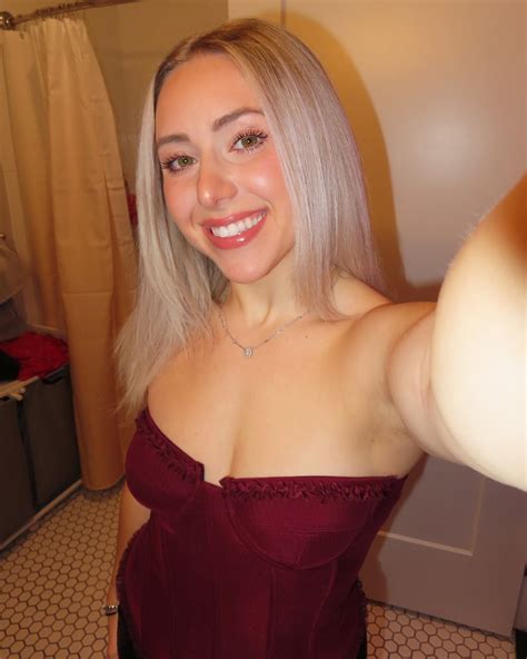 Chelsea Werner (@chelsea_evee) • Instagram photos and videos