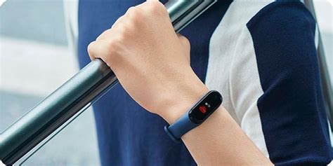 Фитнес браслет Xiaomi Mi Band 4 Graphite Black (XMSH07HM)