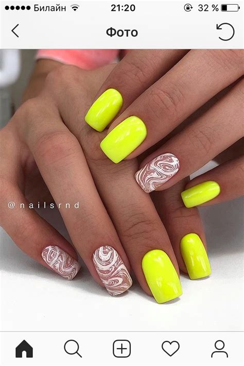 Pin on Желтый маникюр | Manicure nail designs, Square nails, Square ...