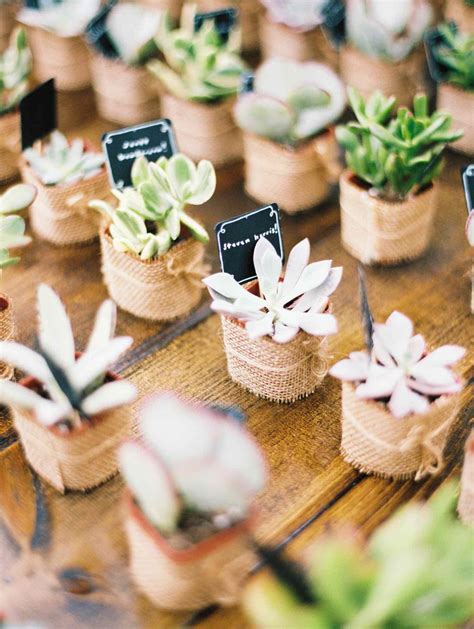 unique wedding party favors