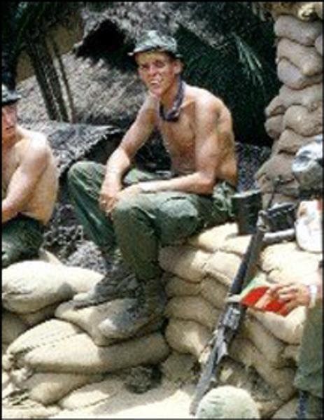 wall  faces vietnam veterans memorial fund