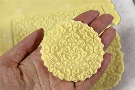 Embossed Rolling Pin Romantic Damask for Shortbread Cookies, Patterned ...