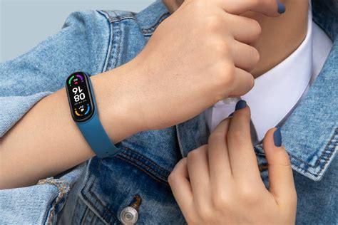 Фитнес браслет Xiaomi Mi Band 6 обзор 2021 - STEREO