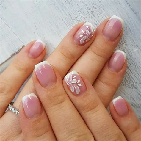 Pin by Cecilia Solano on Uñas | Glitter french nails, French manicure ...