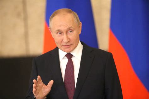 Владимир Путин выступил на саммите ШОС и ответил на вопросы журналистов ...