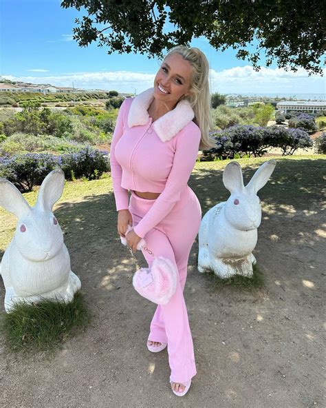 Cass Holland | Don’t worry, be hoppy 🐇💞 @FashionNova #spring #easter #