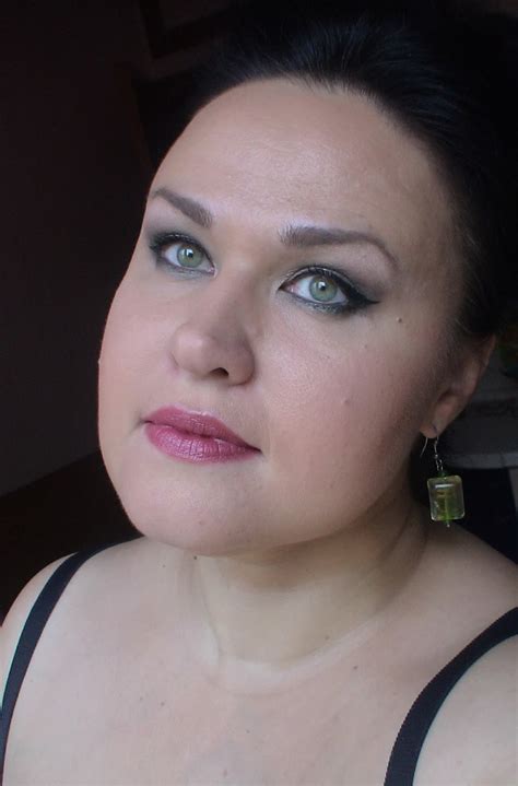 Блог Доброго Мурсика :): AVON ULTRA COLOUR LIPSTICK AVON Губная помада ...