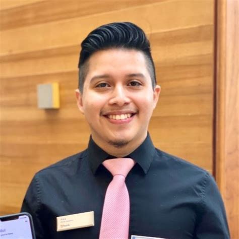 Alexander Cach Ake - Bank Teller - U.S. Bank | LinkedIn