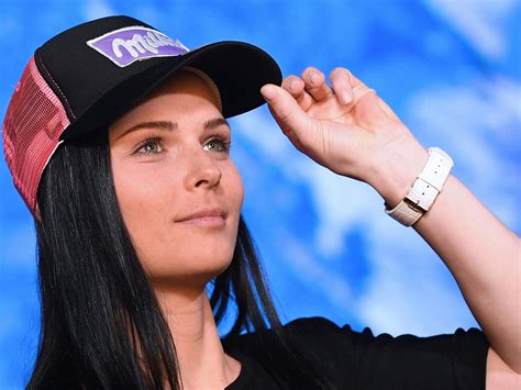 Anna sanglante: фотографии в высоком качестве