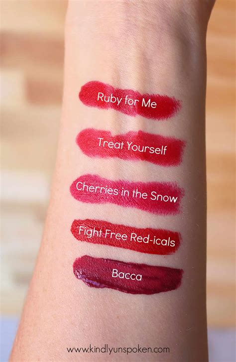 deep red color lipstick 1