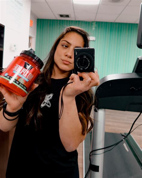 Ariel Khadr IFBB Fitness Pro