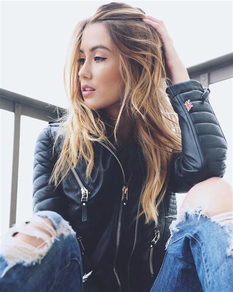 JANELLE B - Cyber Shot Studios