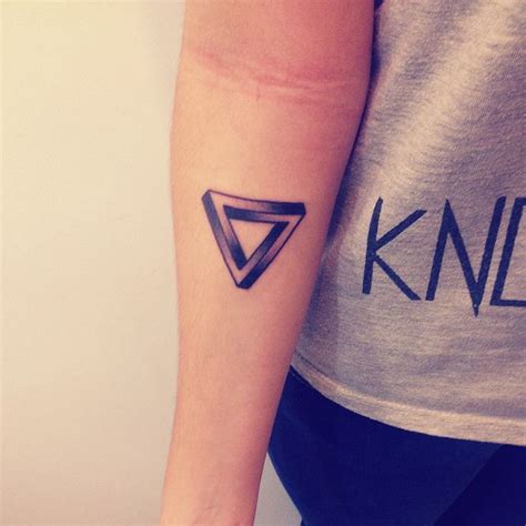 Penrose Triangle Spine Tattoo, Art Tattoo, Taco Tattoos, Music Lover ...