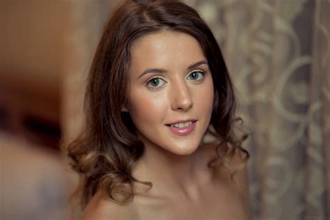 Sybil A: фото та відео української акторки кіно для дорослих