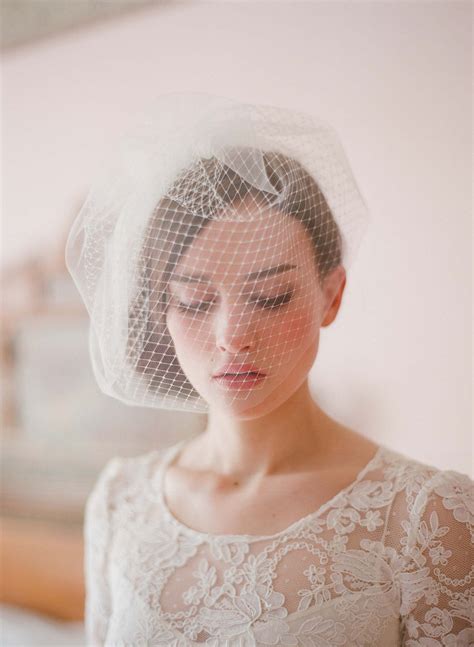 Veils - Bridal veils, birdcage veils, Tulle veils, Modern veils
