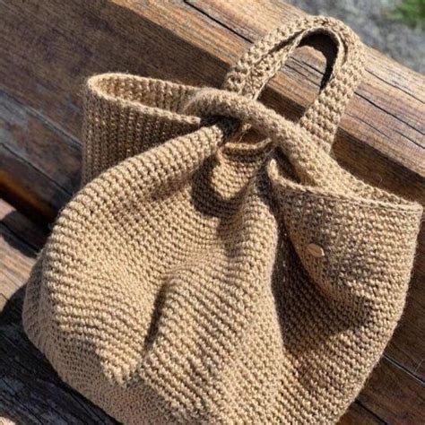 Все, что нужно знать о джутовых сумках | Knitted bags, Crochet patterns ...